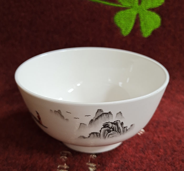 （二級）百款花型隨機(jī)5寸護(hù)邊個(gè)性創(chuàng)意陶瓷加厚碗飯碗---運(yùn)輸破損自理無售后